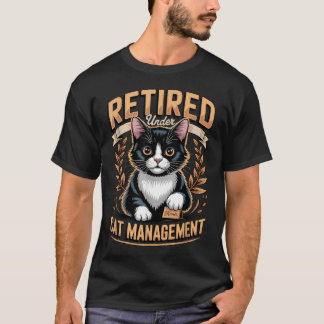 Pensionado Onder Kattenbeheer Tuxedo Kat T-shirt