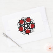 Pentagram met rode rozen rechthoekige sticker (Envelop)