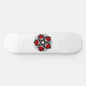 Pentagram met Rode Rozen Skateboard (Horizontaal)