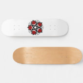 Pentagram met Rode Rozen Skateboard (Horizontaal)