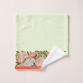 Peonies assorées sur un ensemble de serviettes de (Gant de toilette)