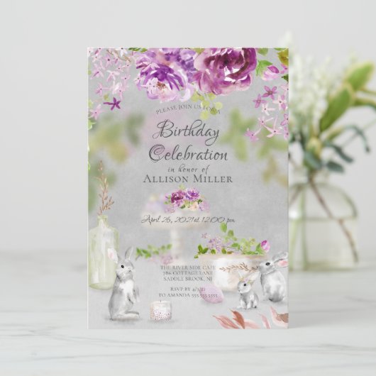Peonies & Bunny Anniversaire Fête Invitation (Debout devant)