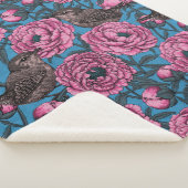 Peonies en bomen op blauw sherpa deken (3/4)