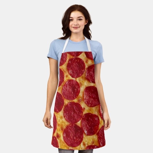 Pepperoni Pizza All-Over Print Apron, medium Schort (Gedragen)