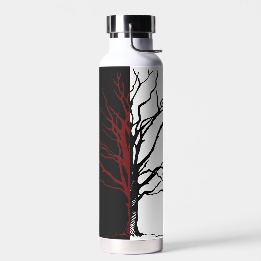 Perché sur l'arbre Bouteille d'eau corbeau noir (Gauche)