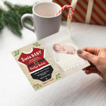 Père Noël Baby | Photo Faire-part de naissance de<br><div class="desc">Simple mais frappante,  ces annonces de naissance de Noël photo "Père Noël Baby" seront parfaites pour envoyer à votre famille et vos amis cette saison de vacances. Le design est facile à personnaliser pour les rendre uniques à vous et à votre nouveau lot de joie.</div>
