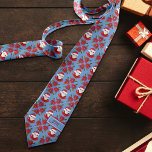 Père Noël Poinsettia traditionnelle Ajouter Noël i<br><div class="desc">Ce design amusant et festif présente un Santa Claus dessiné à la main et des poinsettia en rouge et bleu classique pour cette sensation de vacances confortable et traditionnelle avec un soupçon de fantaisie. Art original de Malissa Melrose. Ajouter des initiales pour personnaliser.</div>
