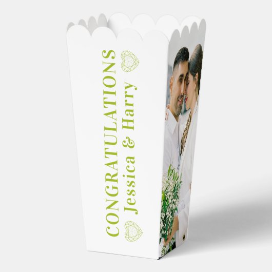 Peridot 1e trouwdag groen twee foto's bedankdoosjes (Achterkant)