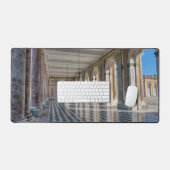 péristyle du Grand Trianon dans le palais de Versa (Clavier et souris)