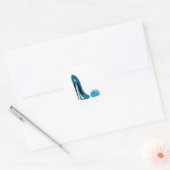 Periwinkle Blue Stiletto Schoen en Roos Ronde Sticker (Envelop)