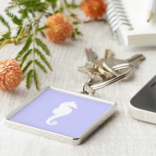 Periwinkle en White Zee Horse Sleutelhanger (Zijkant)