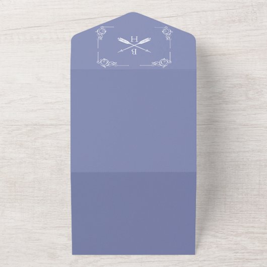 Periwinkle Monogram en Pijlen Bruiloft All In One Uitnodiging (Buitenkant)