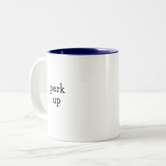 Perk Up Minuscule Type Café Mug (Devant gauche)