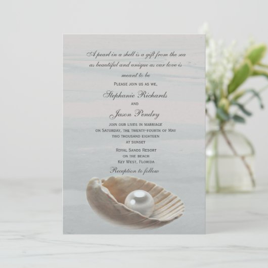 Perle dans une Faire-part de mariage Shell (Debout devant)