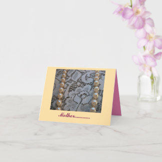 Perles de la Fête des Mères et carte de dentelle