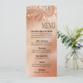 Perles et pêche parfaite du menu | de dîner de (Debout devant)