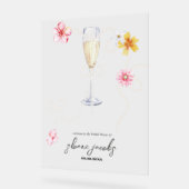 Perles, Pétales + Prosecco | Bienvenue à la soirée (Angle)