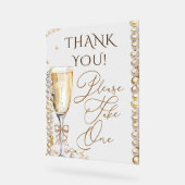 Perles & Prosecco, Prenez-en un (Angle)