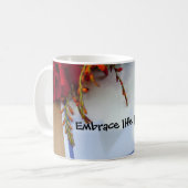 Perroquet rouge sur une tasse (Devant gauche)