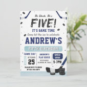 Personal Ice Hockey Birthday Invitation (Debout devant)