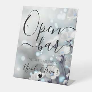 Personaliseer: Blauwe Glitter Bloemen Trouw Open B Reclamebord Met Voetstuk