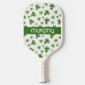 Personaliseer Green Shamrocks Patroon Pickleball Paddle (Voorkant)