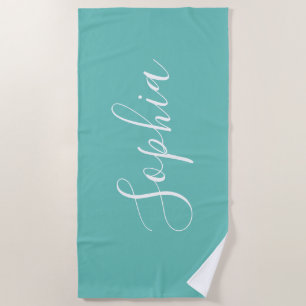Personaliseer Naam Wit Script Verticaal, Licht Tea Strandlaken