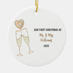Personaliseer onze eerste kerst hart & champagne keramisch ornament