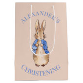 Personaliseer Peter het konijn doopsel Medium Cadeauzakje (Achterkant)