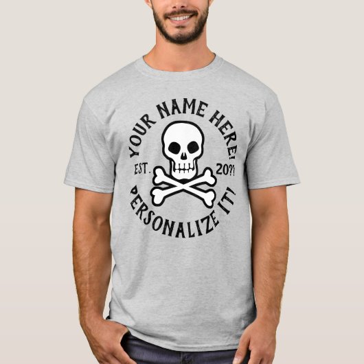PERSONALIZE Pirate Skull en Crossbones T-Shirt (Voorkant)
