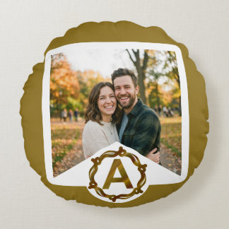 Personalized Artisan Monogram A | Wood Frame Rond Kussen