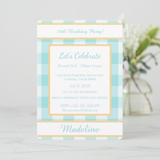Personalized Birthday Gingham Blue Invitation (Debout devant)
