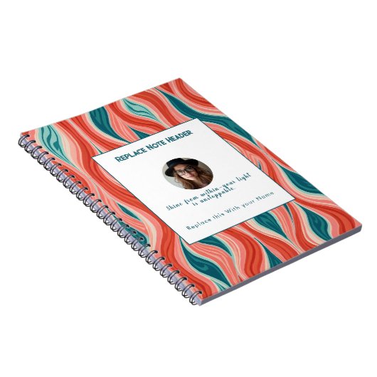 Personalized Blue and Red Wave Patterned Notitieboek (Rechterzijde)