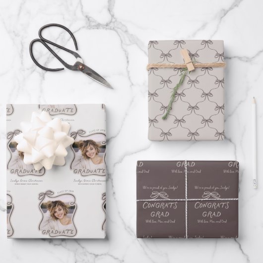 Personalized Bow Wavy Frame Photo Graduation Inpakpapier Vel (Voorkant)