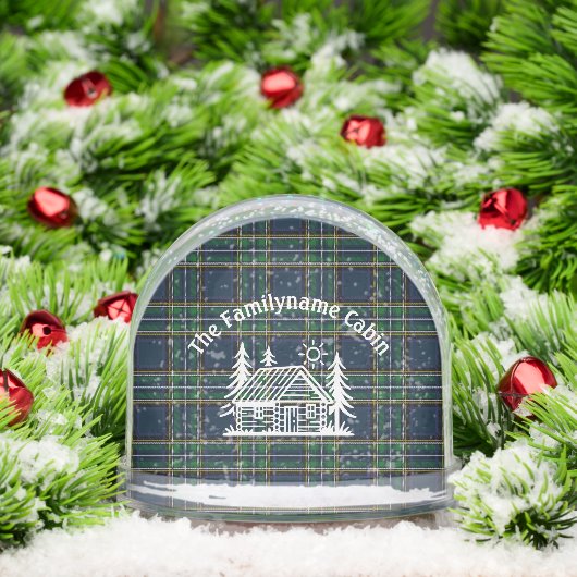 Personalized Cabin Snow Globe with Green Tartan Sneeuwbol (Kerstmis)