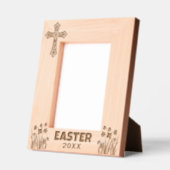 Personalized Easter Cross with Daffodils Gegraveerde Lijstjes (Links)