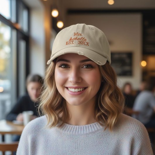 Personalized embroidered Mrs. hat - Customized Geborduurde Pet