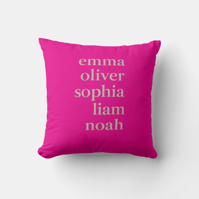 Personalized Family Names Minimal Throw Pillow | M Kussen (Voorkant)