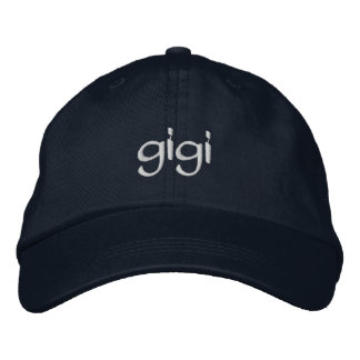 Personalized "Gigi" Embroidered Ball Cap Geborduurde Pet