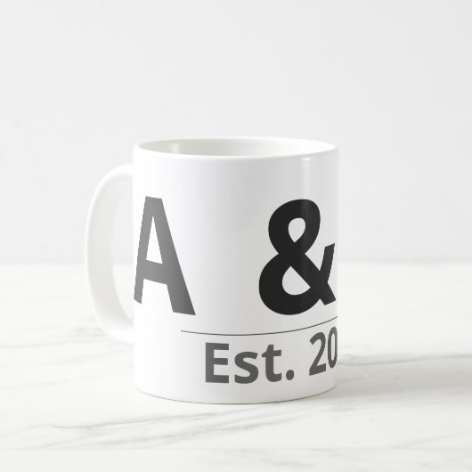 Personalized Initials Mug – Custom Letters & Year  (Devant gauche)