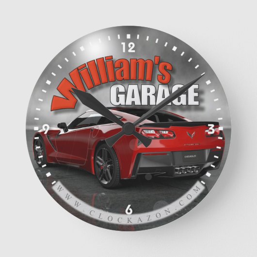 Personalized Name Corvette Garage Clock Ronde Klok (Voorkant)