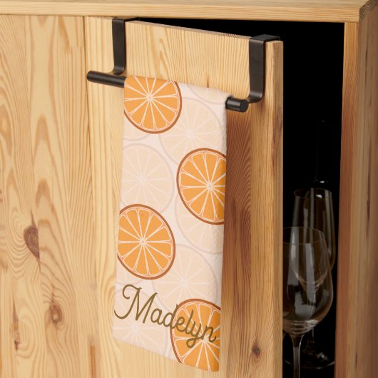 Personalized name fruit orang and brown theedoek (Derde Gevouwen)