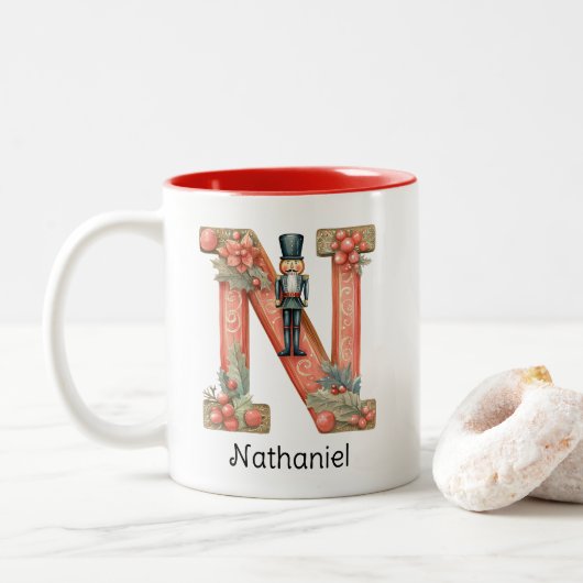 Personalized Nutcracker Monogram N Christmas Tweekleurige Koffiemok (Met donut)