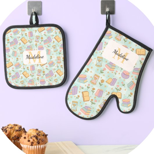 Personalized Pastel Kitchen Magic Mint Green Ovenwant & Pannenlap Set