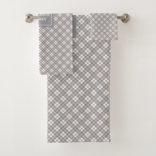 Personalized Plaid Towels Elegant Pastel Accent (En situation)
