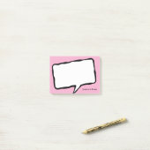 Personalized speech bubble pink Post-it® notes (Sur un bureau)