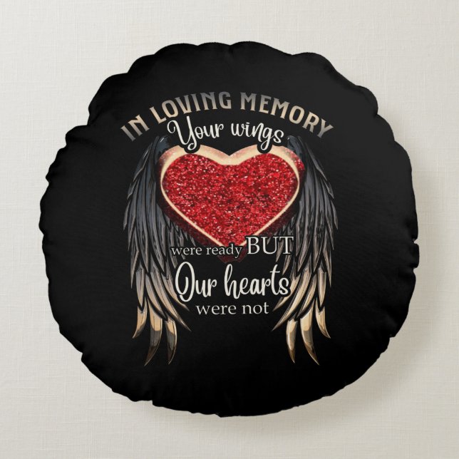 Personalized Your Wings Ready But Our Hearts Rond Kussen (Voorkant)