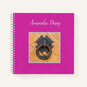 Personnalisable journal rose moderne avec bouton