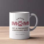 Personnalisé 3 Photo Fier Maman de Chien Mug Aweso<br><div class="desc">Voici notre tasse personnalisée 3 photo 'Proud Mom of Awesome Dog', conçue pour les mamans qui se vantent de leurs compagnons de fureur avec fierté. Fabriquée en céramique durable et finie avec un vernis brillant, cette tasse est aussi robuste que le lien entre une mère et son chien. C'est la...</div>