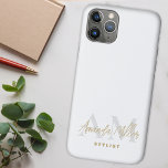 Personnalisé Avec Le Nom Blanc Or Moderne Monogram<br><div class="desc">Présentation du coque iphone Monogramme moderne de marque White Gold - un accessoire élégant et élégant qui allie personnalisation et protection de téléphone haut de gamme. Ce boîtier de téléphone monogramme est doté d'un nom personnalisé et d'un monogramme en élégant script cursif manuscrit, créant un look signature. Conçu pour les...</div>